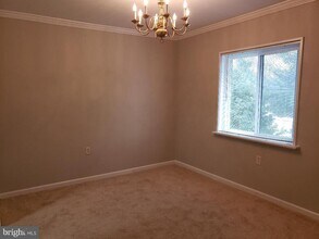 1434 Northgate Square in Reston, VA - Building Photo - Building Photo