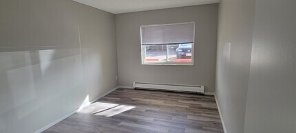 5770 E Warren Ave, Unit #C-114 in Denver, CO - Building Photo - Building Photo