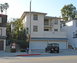 1959 S Beverly Glen Blvd in Los Angeles, CA - Building Photo - Building Photo