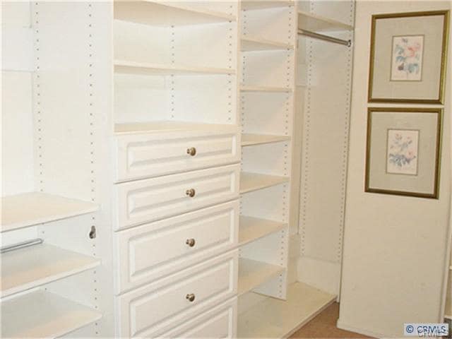 2421 E 16th St in Newport Beach, CA - Building Photo