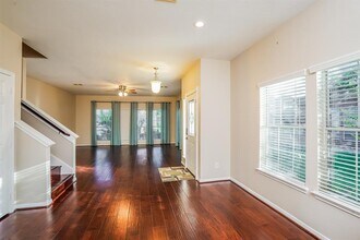 1719 Village Townhome Dr in Pasadena, TX - Building Photo - Building Photo