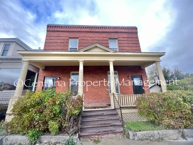 property at 909-911 Antimony St