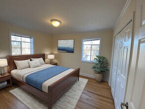 85 Saint Paul St, Unit 3 in Brookline, MA - Foto de edificio - Building Photo