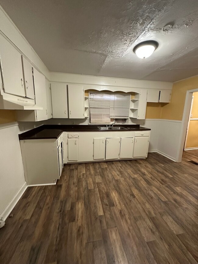 1736 Gibralter Dr in Jackson, MS - Building Photo - Building Photo