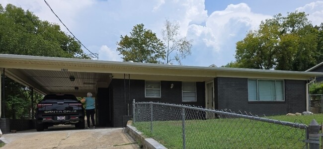 property at 1023 3rd St