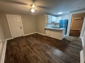 2105 Park Ave, Unit C in Paducah, KY - Building Photo - Building Photo