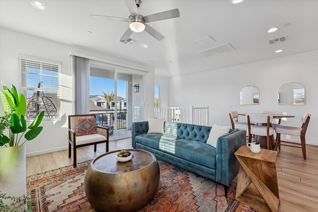 Rev3 Encanto West in Avondale, AZ - Building Photo - Building Photo