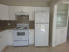 10214 Altman St in Tampa, FL - Building Photo - Building Photo