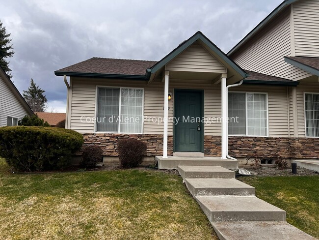 1135-1139 W Sumac Ave in Coeur d'Alene, ID - Building Photo - Building Photo