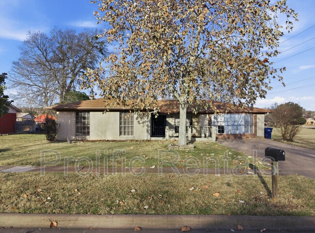 610 Creek St in Copperas Cove, TX - Building Photo - Building Photo