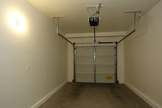 TERRAZA DEL SOL in Rancho Cucamonga, CA - Building Photo - Interior Photo