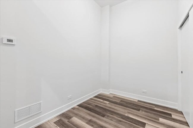 2317 N Clark St in Chicago, IL - Building Photo - Building Photo