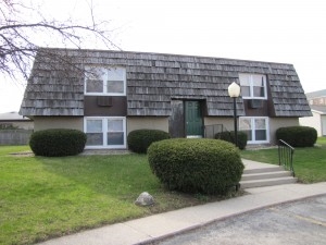 Mayfield Apartments in Valparaiso, IN - Building Photo