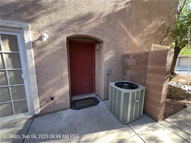 10135 Rising Tree St in Las Vegas, NV - Building Photo - Building Photo