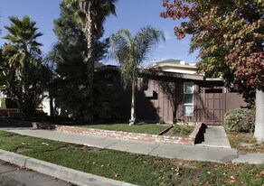 12409 Archwood St in North Hollywood, CA - Building Photo