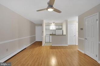 513 12th St NE in Washington, DC - Building Photo - Building Photo