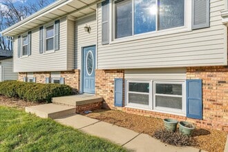 1818 Johnson Dr in Normal, IL - Building Photo - Building Photo