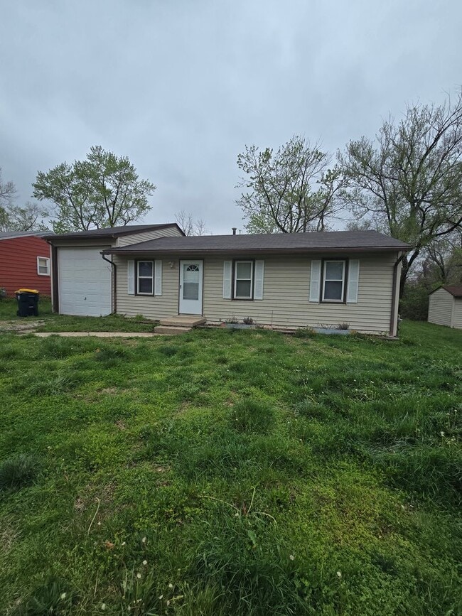 property at 5134 N Corrington Ave