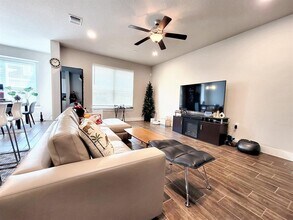 11321 Gadsen Ln in Austin, TX - Building Photo - Building Photo