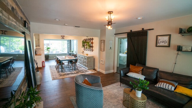 351 NE 117th St in Miami, FL - Building Photo - Building Photo