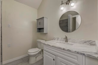 6020 Mayfair St in Taylor, MI - Building Photo - Building Photo