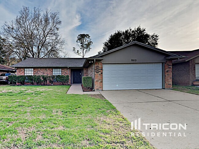 2813 Whitehurst Dr in Fort Worth, TX - Building Photo - Building Photo