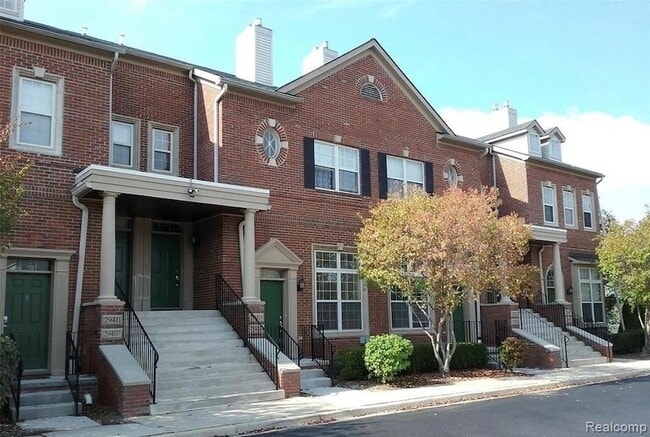 property at 29419 Glen Oaks Blvd E