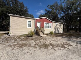 640 Frank Griffin Ave in Plant City, FL - Building Photo