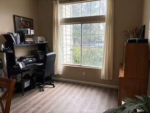 2085 Galleon Dr in Dixon, CA - Foto de edificio - Building Photo