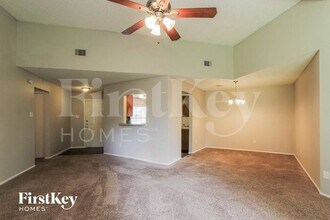 2306 Peaceful Valley Dr in Spring, TX - Foto de edificio - Building Photo