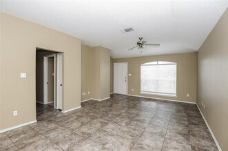 7001 Avington Way in Fort Worth, TX - Building Photo - Building Photo