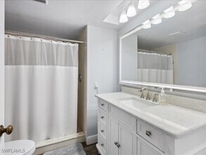 17452 Woodland Trace Dr in Ft. Myers, FL - Building Photo - Building Photo