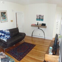 1216 Commonwealth Ave, Unit 7 in Boston, MA - Building Photo - Building Photo