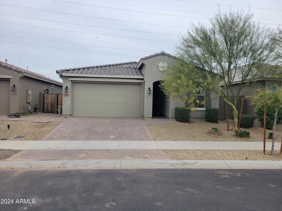 17342 W Superior Ave in Goodyear, AZ - Building Photo