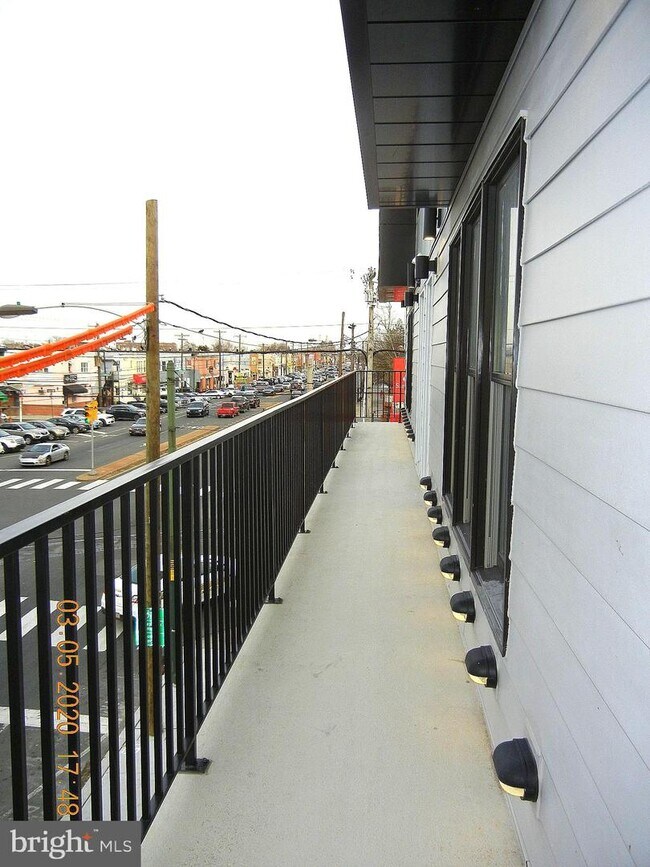 2700 S 10th St-Unit -3A & 3B in Philadelphia, PA - Building Photo - Building Photo