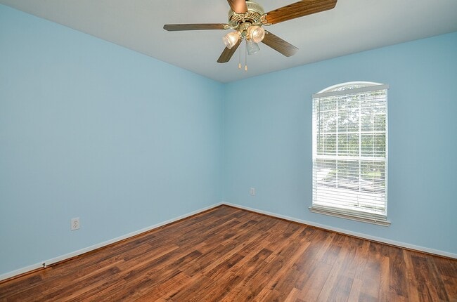 property at 1114 Oxford Mills Ln