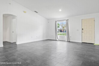 1091 Slocum St NW in Palm Bay, FL - Building Photo - Building Photo
