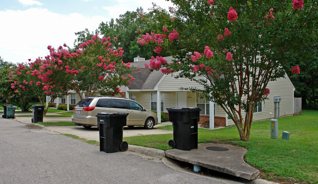 2916 Gulfwind Dr in Tallahassee, FL - Foto de edificio - Building Photo