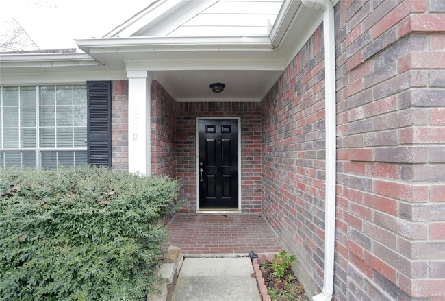 property at 20410 Eagle Nest Ct