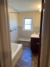 0 Broad St-Unit -2A in Killingly, CT - Building Photo - Building Photo