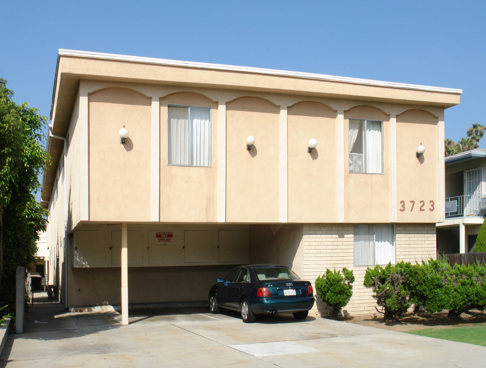 3723 Mentone Ave in Los Angeles, CA - Foto de edificio