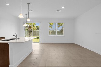 1321 Captiva Cv in Sanford, FL - Building Photo - Building Photo