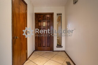 5308 Thomas Pl NE in Albuquerque, NM - Building Photo - Building Photo