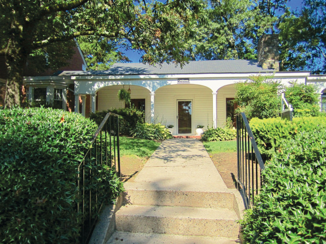 Westchester Key Apartments in High Point, NC - Foto de edificio - Building Photo