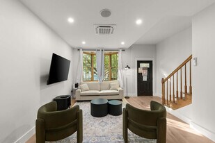 10 Hausman St in Brooklyn, NY - Building Photo