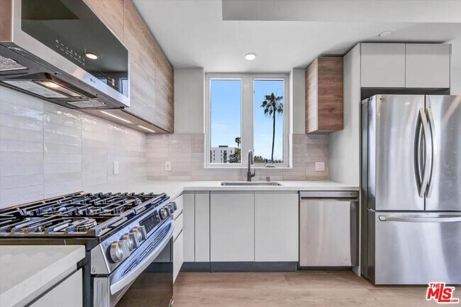 8867 Alcott St in Los Angeles, CA - Building Photo - Building Photo