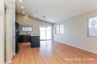 3106 W Lone Cactus Dr in Phoenix, AZ - Building Photo - Building Photo