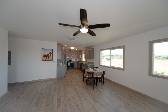 1526 Hooli Cir in Pearl City, HI - Foto de edificio - Building Photo