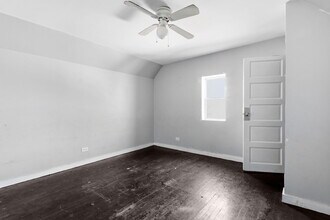 6913 S Throop St in Chicago, IL - Building Photo - Building Photo