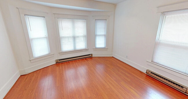 803 W Edwards St, Unit B